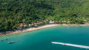 Son Tra Beach Resort & Spa Danang