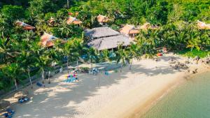 Son Tra Beach Resort & Spa Danang