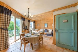 Appartements La Baie des Voiles, FEET IN THE CRYSTAL WATERS, 9 Apts from studio to Duplex by LLA SELECTIONS : photos des chambres