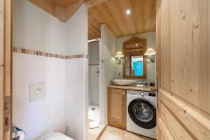 Appartements La Baie des Voiles, FEET IN THE CRYSTAL WATERS, 9 Apts from studio to Duplex by LLA SELECTIONS : photos des chambres