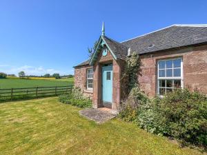 Osprey Cottage - Uzq