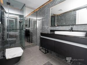 Cozy and Uniquely Furnished One Bedroom Dubai Marina
