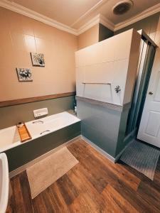 Lemon & Blue Guest House