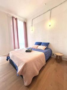 Appartements Central Charmant T2 4P Meuble et equipe Cours Julien Marseille : photos des chambres