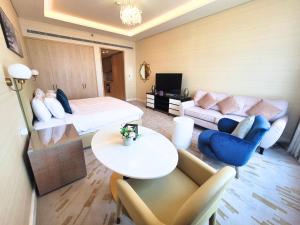 The Palm Tower - Palm Jumeriah by Blue Ocean Holiday Homes