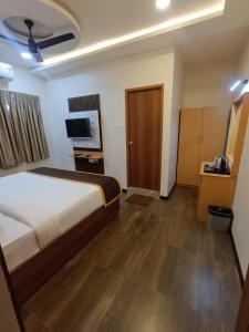 Green Palace Inn, T Nagar
