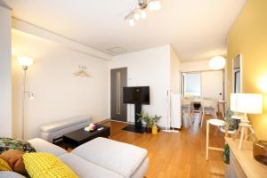 プレジール弘前102