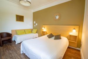 Hotels Hostellerie du Parc : Chambre Triple Confort
