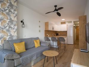 Passage to the Beach By CanariasGetaway