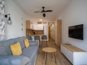 Passage to the Beach By CanariasGetaway