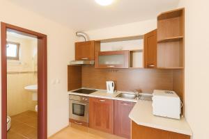 Beach Apartment Rosa Rogosa