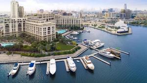 Blue Ocean Holiday Homes - Palazzo Versace