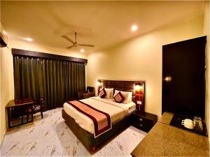 Sumedha Elegance Near Medanta hospital Gurugram
