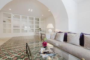 Balluta Stj 2bed Seconds Away From Sea By Homely!