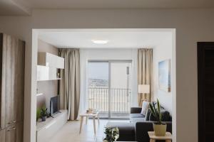 Fl 4 Mellieha 3BED with views! by Homely