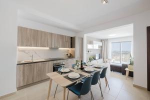 Fl 4 Mellieha 3BED with views! by Homely