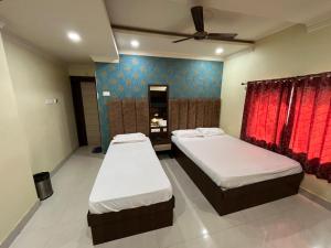 Roy and Roy Guest House