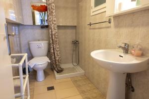 Mitro Seaview Apartments