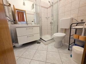 DAMIR Studio apartment with terrace in garden