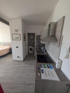Monolocale con Divano-Letto