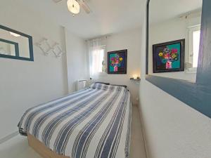 LAL100-113 Appartement 2 pièces cabine 4 couchages LA LONDE LES MAURES