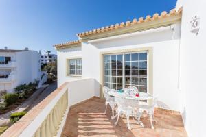 CoolHouses Algarve Luz, 1 bed penthouse flat w sea views. Fiji 11