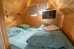 Chalets Loray des Bois - Cabane - Tipi - Cottage : photos des chambres