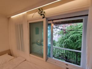 Cheongdam Urban Forest house