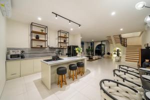 DayDreamer Villa Walking Distance to the Beach and St Ali