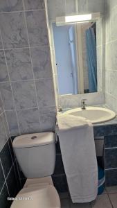 ERBALUNGA location T1 pieds dans leau