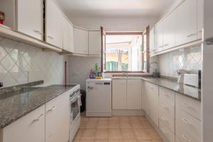FLOR Amistad Hostal