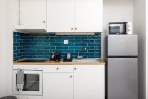 Adorable Modern Guesthouse 3