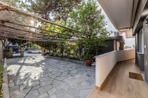 Adorable Modern Guesthouse 3