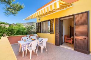 Domus Romano by BarbarHouse