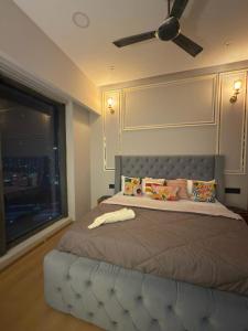 square residency