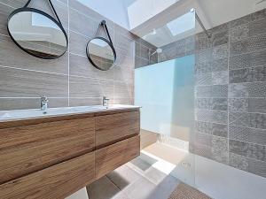 Maisons de vacances Bienvenue a l-Atelier ! : photos des chambres