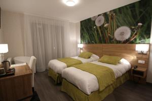 Hotels Logis hotel - La Chambre D'Amiens : photos des chambres