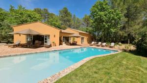 Hotels Chateau de Berne : Villa avec Piscine Privée