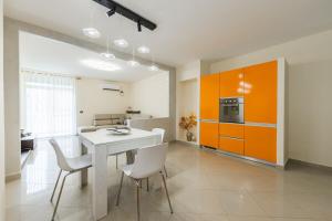 Palm Promenade Retreat by PS