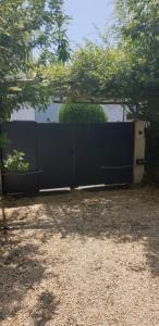 Sejours chez l'habitant Chambre independante grand confort avec parking prive clos en centre ville : photos des chambres