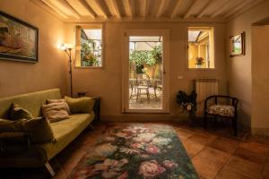 Appartamento con Vista Giardino