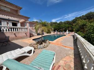 Villas Maison avec piscine chemin d-erbajolo proche centre Ajaccio : photos des chambres