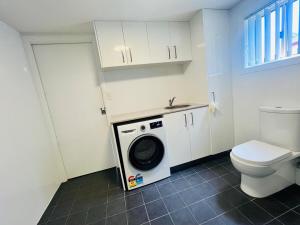 Barn Outside - Modern 2 bedroom flat Inside