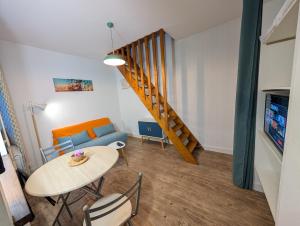 Appartements PontA Appart T2 - Proche Gare, Parc de Blossac et Centre-ville : photos des chambres