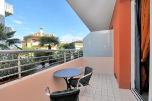 Double or Twin Room with Balcony