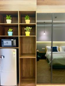 Luxury Studio Apartment - 5th Floor