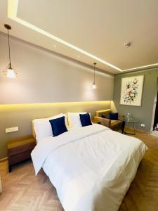 Luxury Studio Apartment - 5th Floor