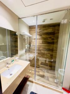 Luxury Studio Apartment - 5th Floor