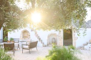 Trullo Sessana with large pool and gorgeous Al Fresco dining areas