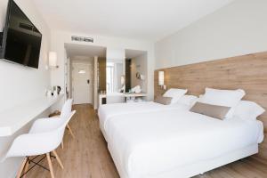 Double Pool View room in AluaSoul Ibiza - Adults only